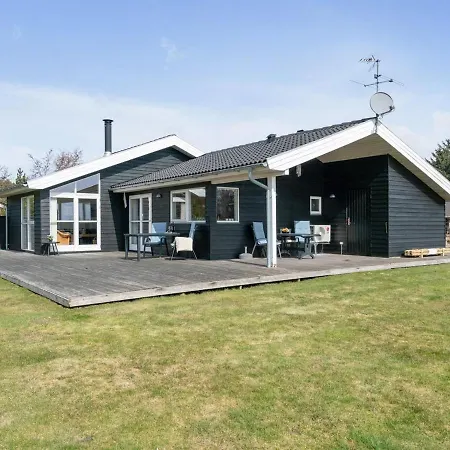 Holiday home Hampus - 500m From The Sea In Ne Jutland By Interhome