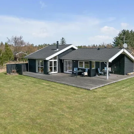 Hampus - 500m From The Sea In Ne Jutland By Interhome