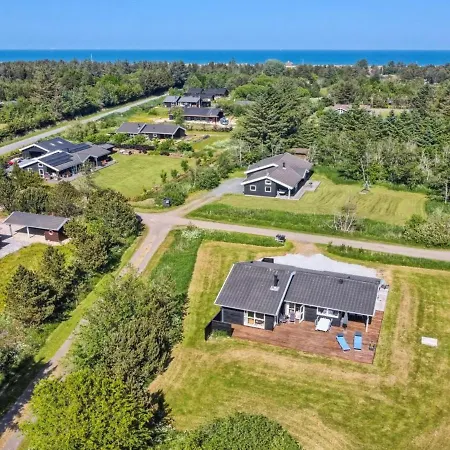 Holiday home Hampus - 500m From The Sea In Ne Jutland By Interhome *
