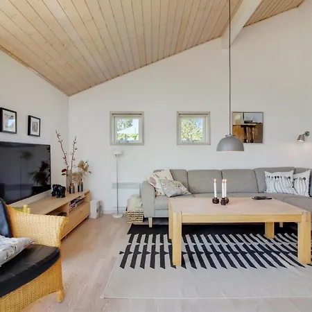 Hampus - 500m From The Sea By Interhome Feriehus *