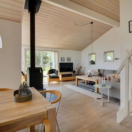 Feriehus Hampus - 500m From The Sea By Interhome